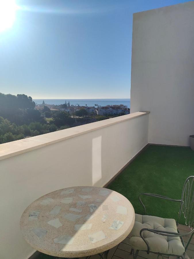 Ferienwohnung Atico Con Piscina, Golf, Vistas Al Mar Torre de Benagalbon Exterior foto